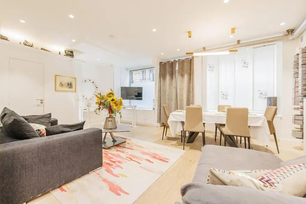 Appartamento N Sublime Avec Sauna Dans Le 17e